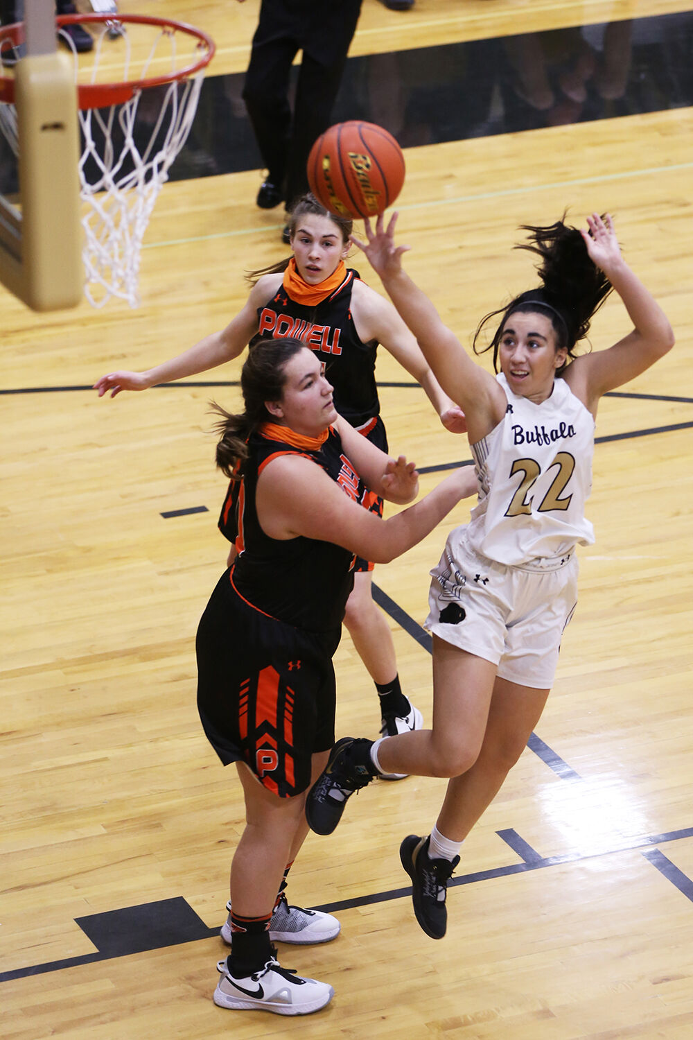 Cantrell Rosalez jumps for a lay up